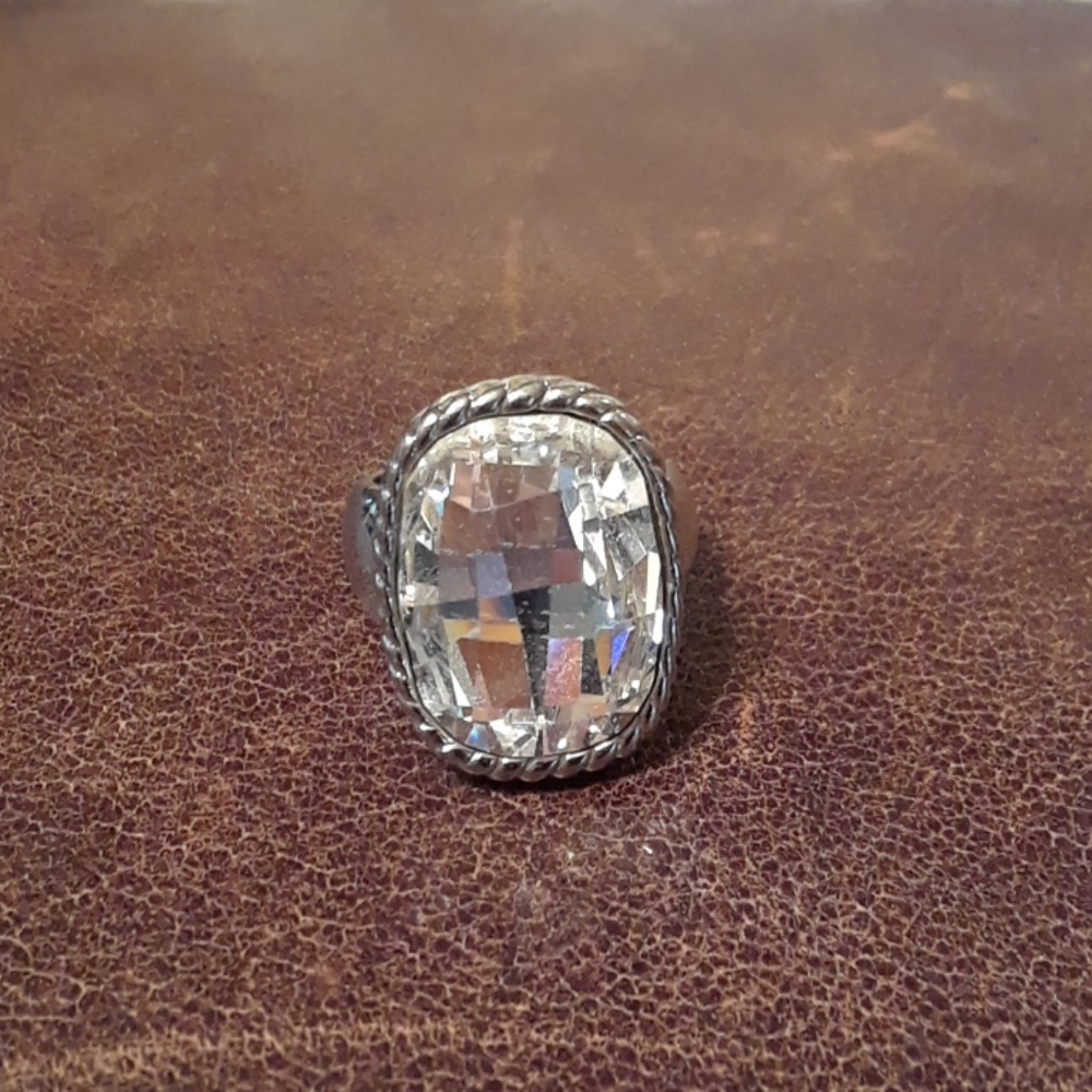 Touchstone Swarovski Crystal Ring - image 1